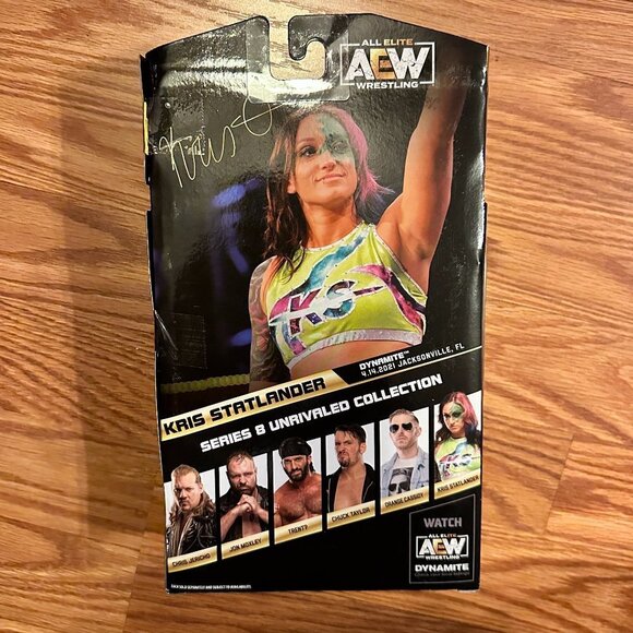 AEW Unrivaled 3 figure Set with 30 pack Display Stands - Picture 3 of 16